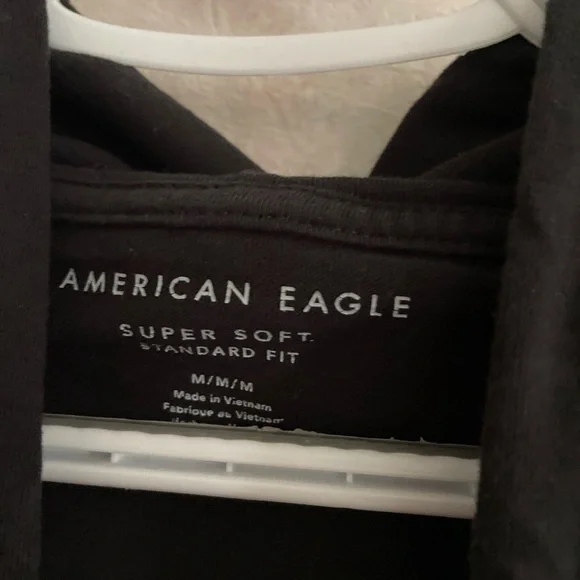 American Eagle men's medium black long sleeve hooded shirt - Picture 3 of 6
